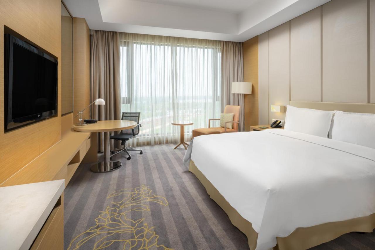 Holiday Inn Nanyang By Ihg Exteriör bild