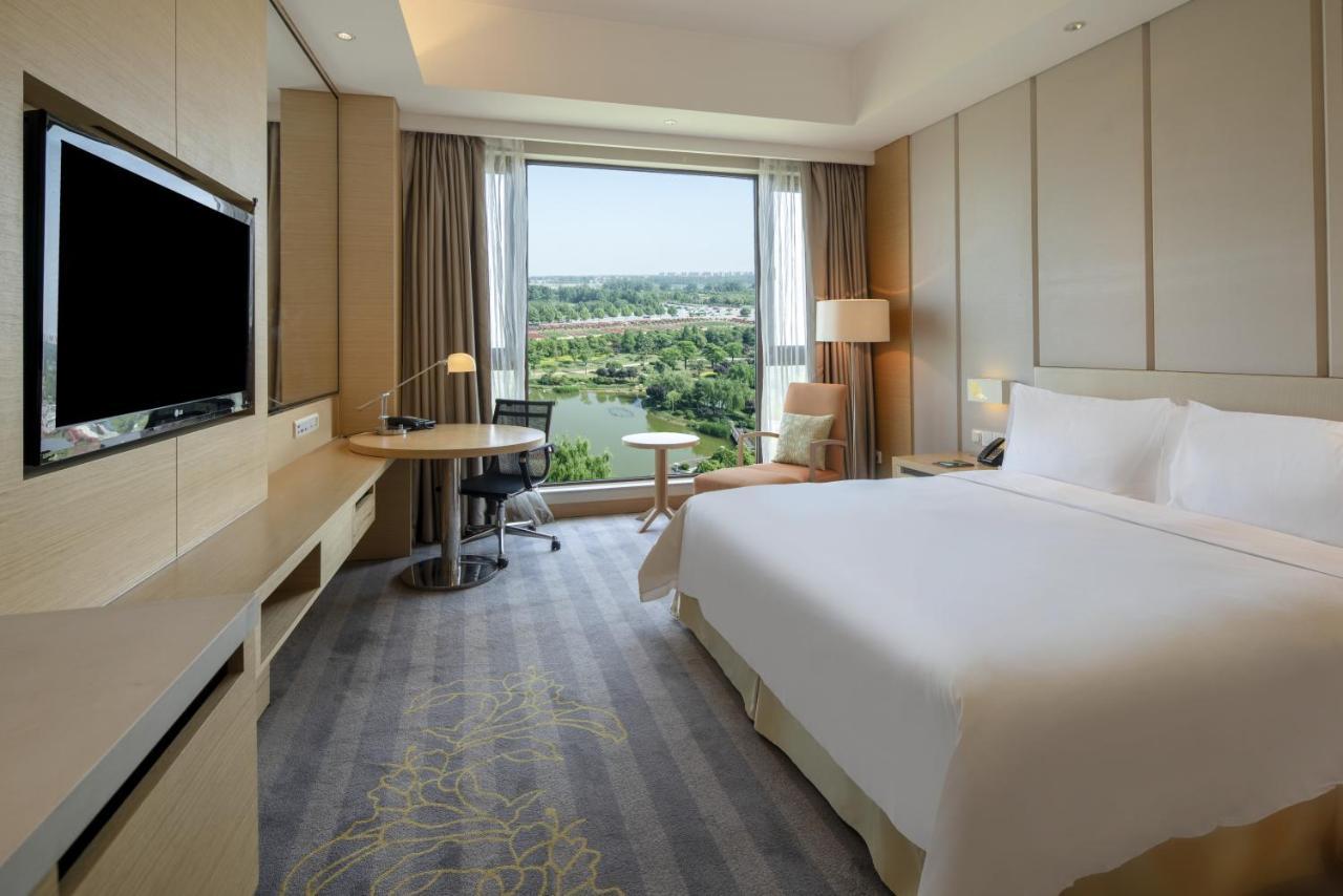 Holiday Inn Nanyang By Ihg Exteriör bild